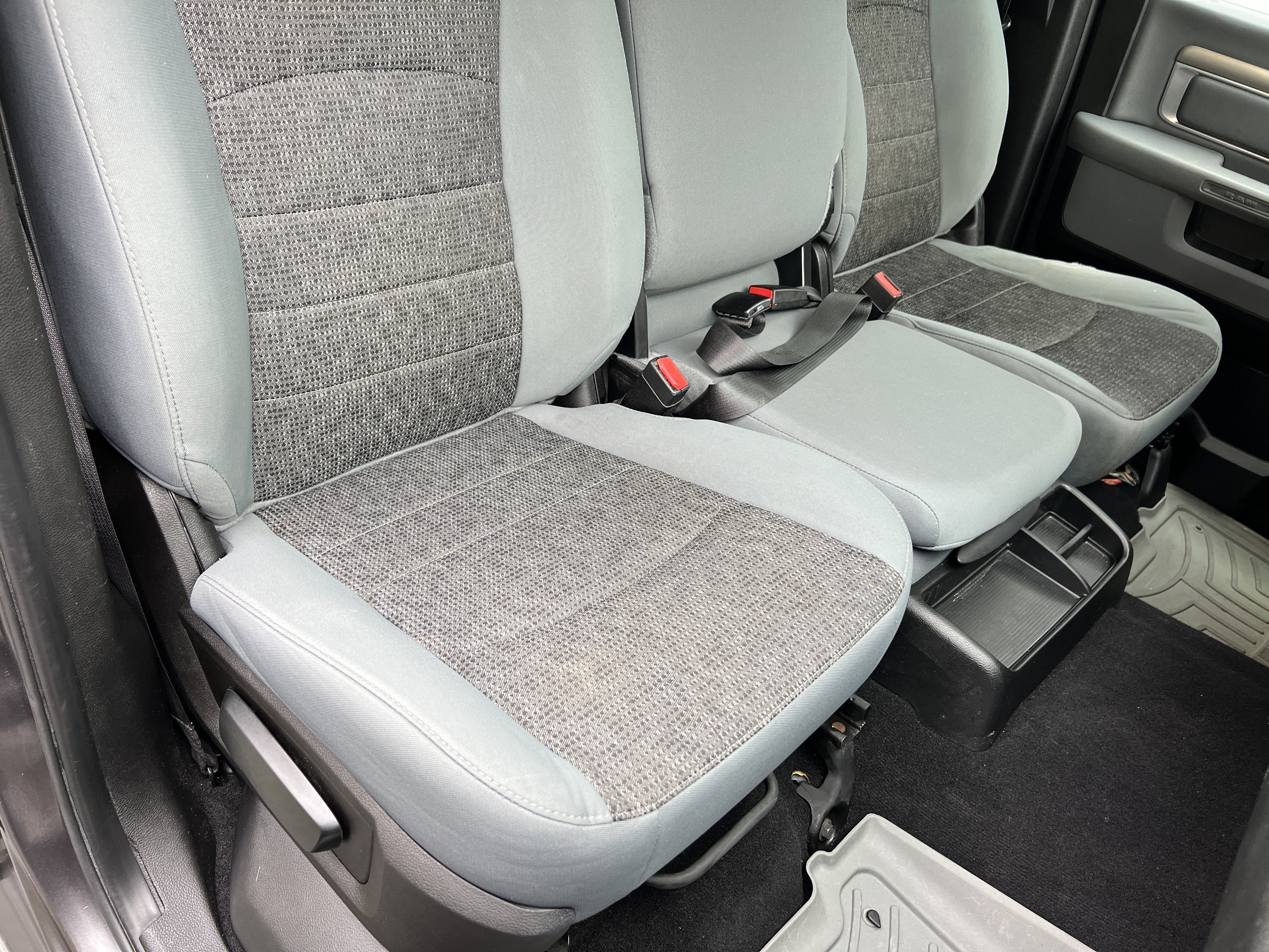 Used 2019 RAM 1500 Classic SLT w/ Luxury Group AWD/4WD image 22