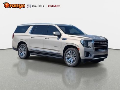 Used 2021 GMC Yukon XL SLT w/ SLT Luxury Plus Package image 2