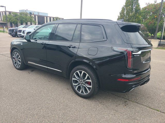 Used 2024 Cadillac XT6 Sport AWD/4WD image 6