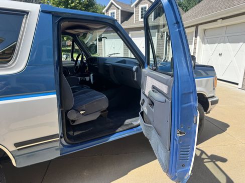 Used 1989 Ford Bronco AWD/4WD image 15