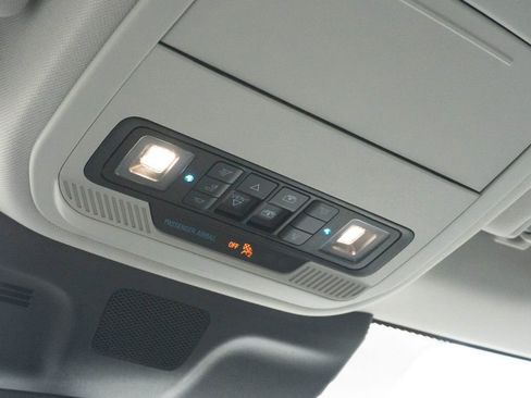 Used 2025 Ford Expedition Max Active RWD image 40
