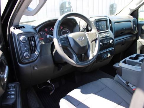 Used 2021 Chevrolet Silverado 1500 Custom Trail Boss AWD/4WD image 15
