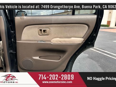 Used 2001 Toyota 4Runner SR5 image 38