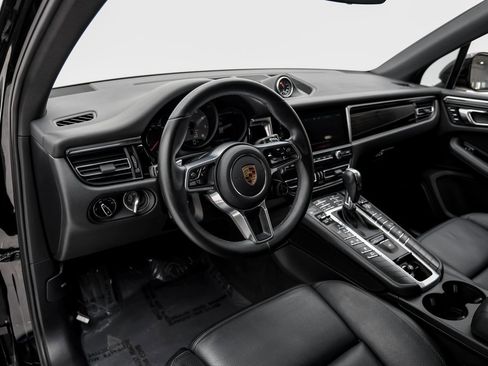 Used 2020 Porsche Macan S image 6