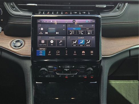 Used 2021 Jeep Grand Cherokee L Summit w/ Luxury Tech Group V image 13