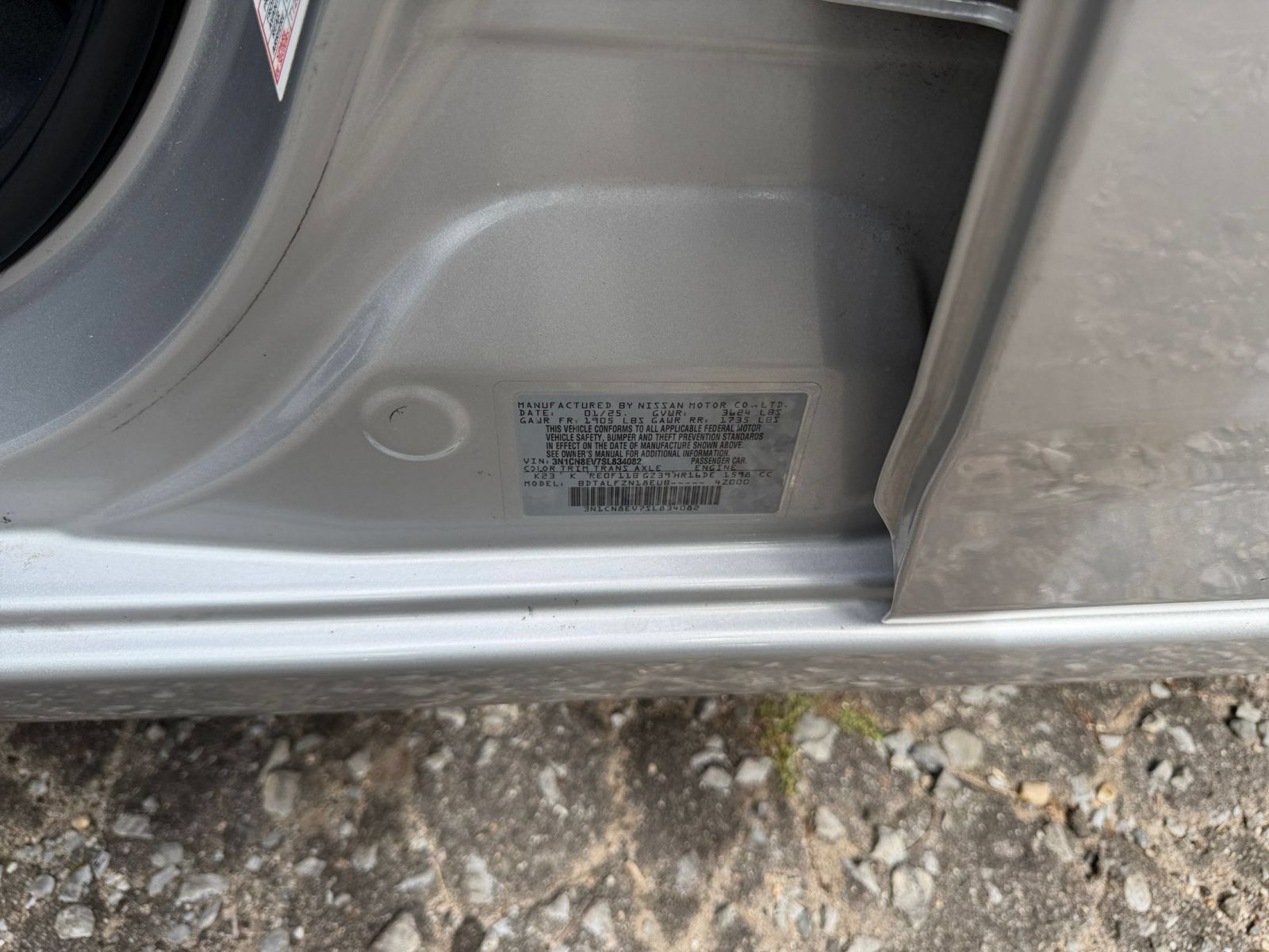 Used 2025 Nissan Versa SV FWD image 27