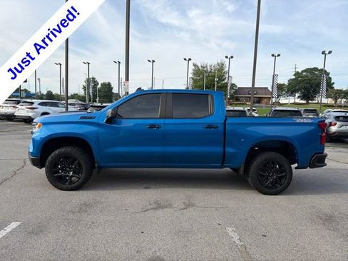 Used 2023 Chevrolet Silverado 1500 LT Trail Boss w/ LPO, Dark Essentials Package AWD/4WD image 6
