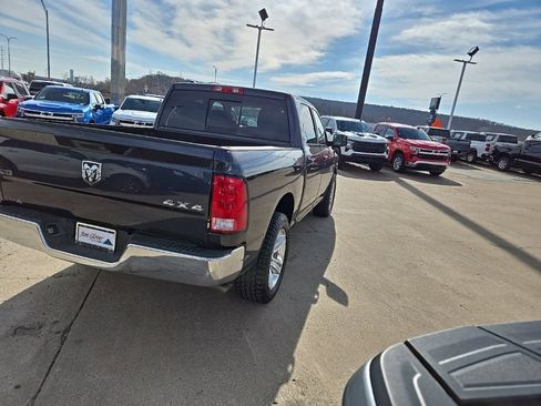 Used 2018 RAM 1500 Classic SLT image 6