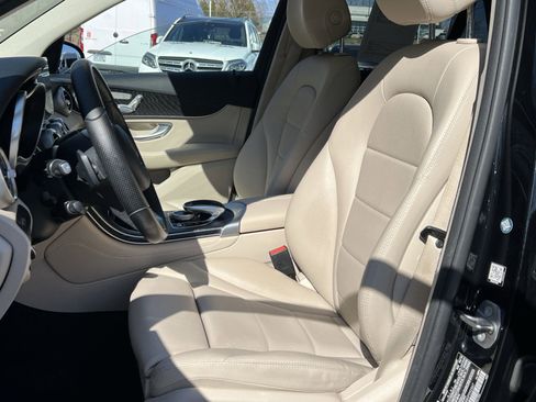 Used 2016 Mercedes-Benz GLC 300 4MATIC image 11