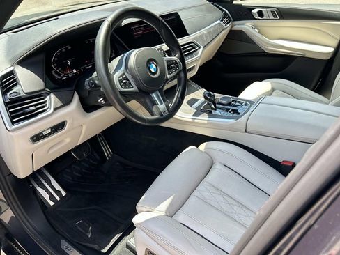Used 2021 BMW X5 xDrive40i w/ M Sport Package AWD/4WD image 16