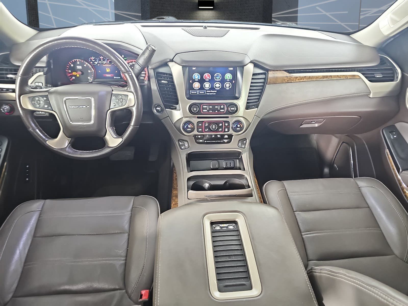 Used 2016 GMC Yukon Denali w/ Open Road Package AWD/4WD image 9
