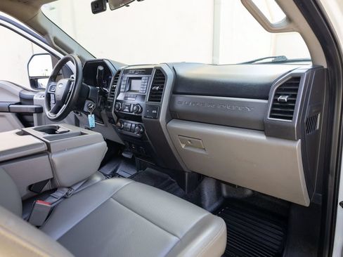Used 2019 Ford F350 XL w/ Power Equipment Group RWD image 14