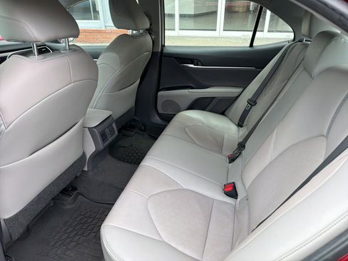 Used 2018 Toyota Camry XSE w/ Audio Package image 10