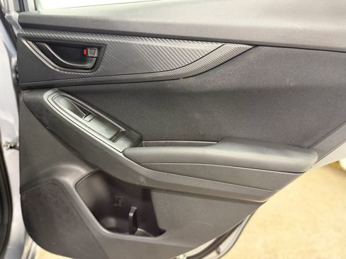 Used 2018 Subaru Impreza 2.0i AWD/4WD image 30