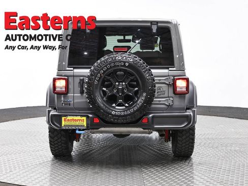 Used 2023 Jeep Wrangler Unlimited w/ Sun & Screen Package image 6