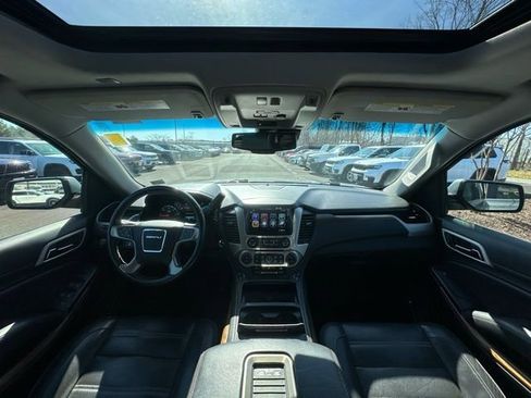 Used 2020 GMC Yukon XL Denali w/ Denali Ultimate Package image 2