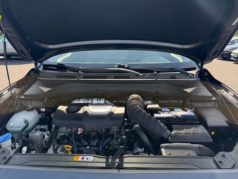 Used 2019 Hyundai Kona Limited AWD/4WD image 29