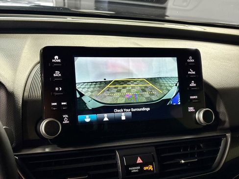 Used 2022 Honda Accord Sport image 16