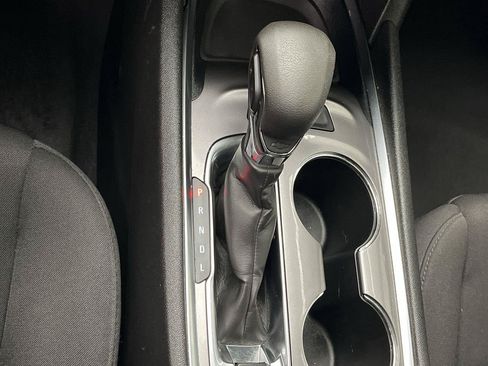Used 2024 Chevrolet Malibu LT FWD image 24