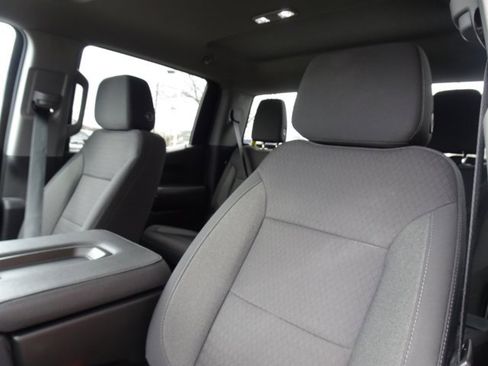 Certified 2022 Chevrolet Silverado 1500 Custom image 11