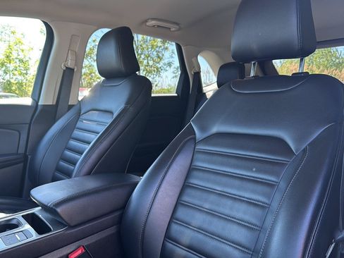Used 2023 Ford Edge SEL AWD/4WD image 5