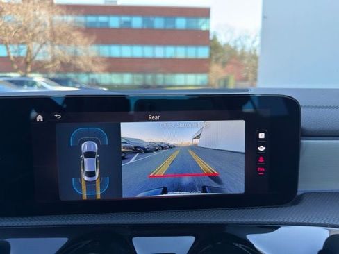 Used 2025 Mercedes-Benz CLA 250 4MATIC image 10