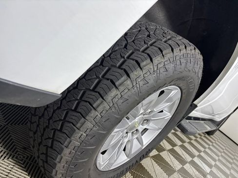 Used 2019 Chevrolet Silverado 1500 LT w/ All-Star Edition AWD/4WD image 33
