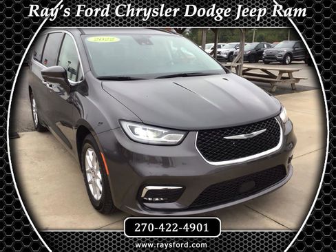 Used 2022 Chrysler Pacifica Touring-L image 1