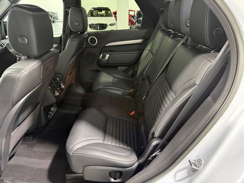 Used 2023 Land Rover Discovery S R-Dynamic AWD/4WD image 55