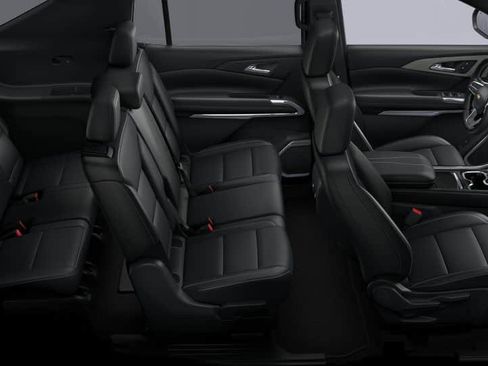 New 2026 Chevrolet Traverse LT image 9