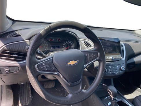 Used 2024 Chevrolet Malibu LT FWD image 13
