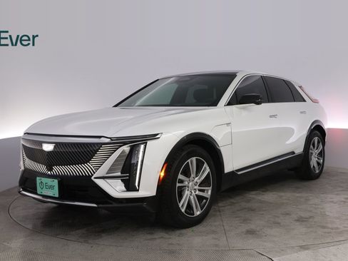 Used 2024 Cadillac Lyriq Tech w/ Driver Assist Package RWD image 2