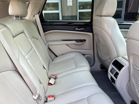 Used 2013 Cadillac SRX Luxury FWD image 17