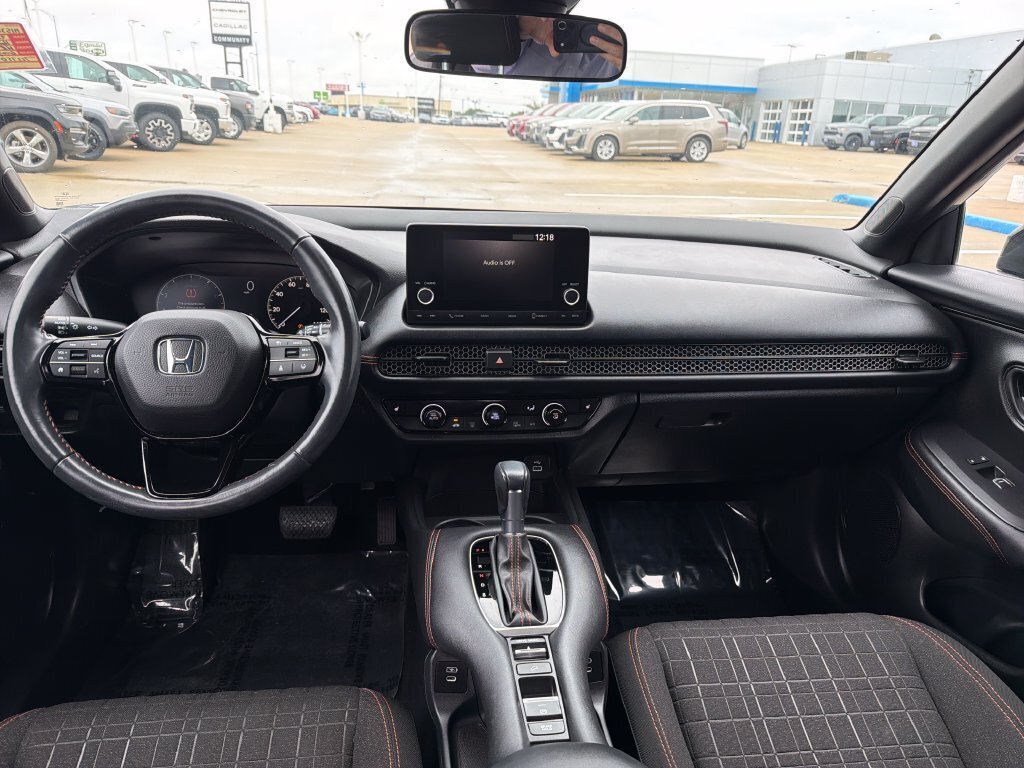 Used 2024 Honda HR-V Sport image 12
