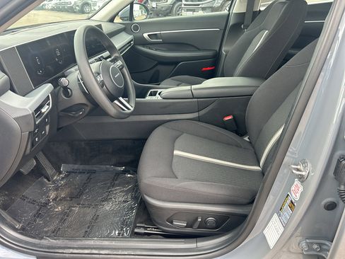 Used 2025 Hyundai Sonata SEL FWD image 18
