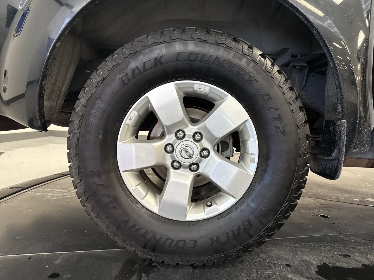 Used 2013 Nissan Frontier SV RWD image 10