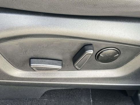 Used 2023 Ford Explorer ST w/ Equipment Group 401A AWD/4WD image 29