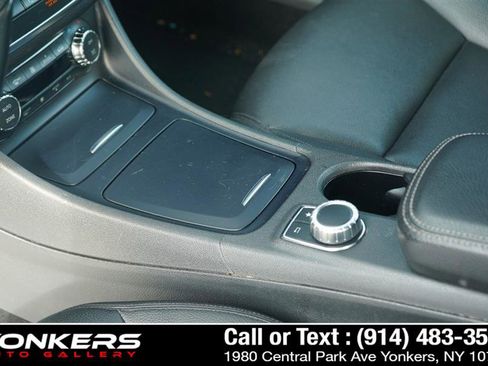 Used 2015 Mercedes-Benz CLA 250 image 30