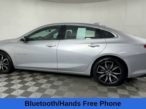 Used 2018 Chevrolet Malibu LT FWD image 9