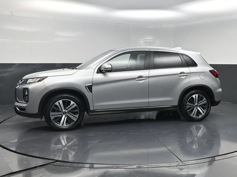 Used 2024 Mitsubishi Outlander Sport ES AWD/4WD image 3