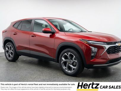 Used 2025 Chevrolet Trax LT