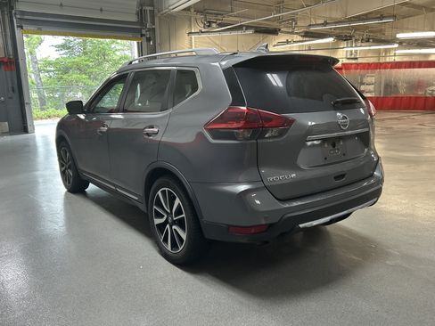 Used 2019 Nissan Rogue SL FWD image 9
