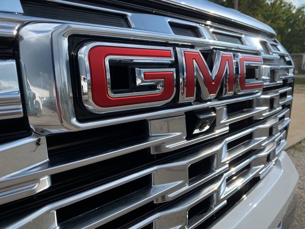 Used 2026 GMC Terrain Denali w/ LPO, Floor Liner Package AWD/4WD image 36