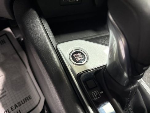 Used 2025 Nissan Altima 2.5 SV image 28