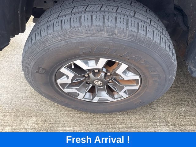 Used 2017 Toyota Tacoma TRD Off-Road w/ Tow Package RWD image 20
