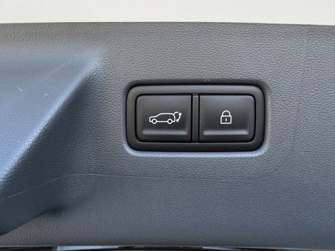 New 2025 Hyundai Santa Fe Limited image 18