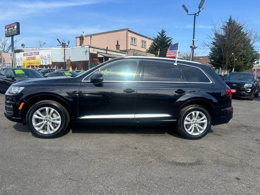 Used 2017 Audi Q7 3.0T Premium Plus AWD/4WD image 3