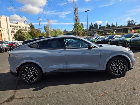 New 2025 Ford Mustang Mach-E Premium image 4