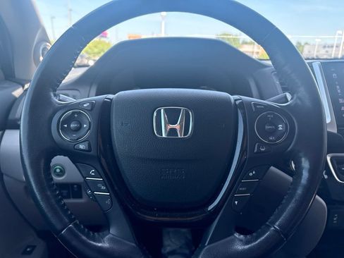Used 2017 Honda Ridgeline RTL-E image 16