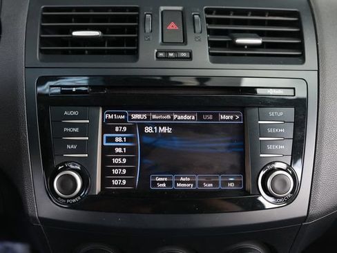 Used 2013 MAZDA MAZDA3 Touring FWD image 36